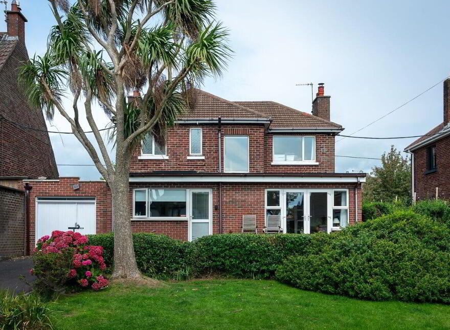 23 Larne Road, Carrickfergus, BT38 7EE