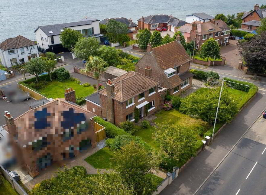 23 Larne Road, Carrickfergus, BT38 7EE