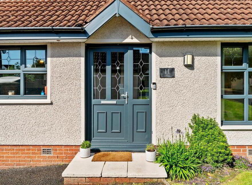 11 Irvine Crescent, Bangor, BT19 7XS
