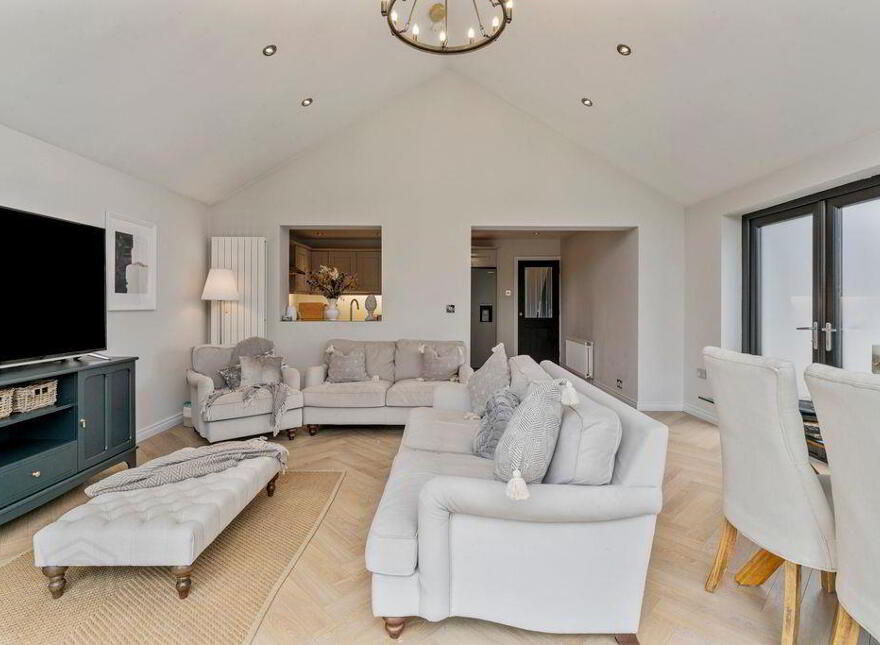 11 Irvine Crescent, Bangor, BT19 7XS