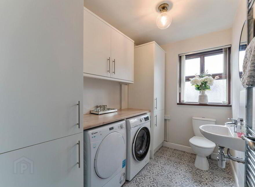 11 Irvine Crescent, Bangor, BT19 7XS