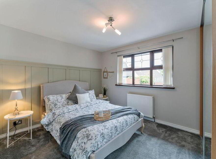 11 Irvine Crescent, Bangor, BT19 7XS