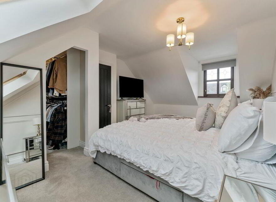 11 Irvine Crescent, Bangor, BT19 7XS