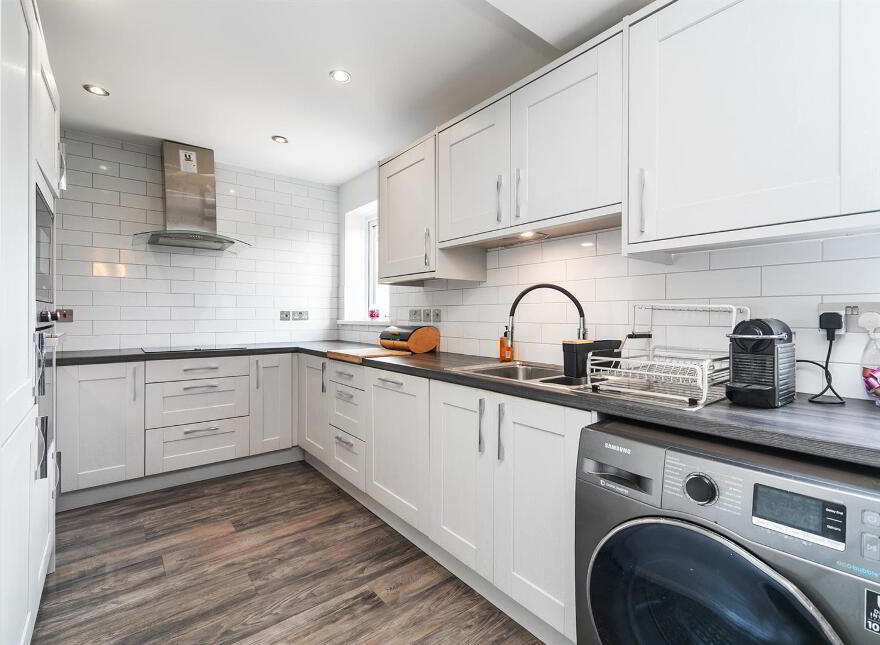 15 Norwood Crescent, Belfast, BT4 2DZ