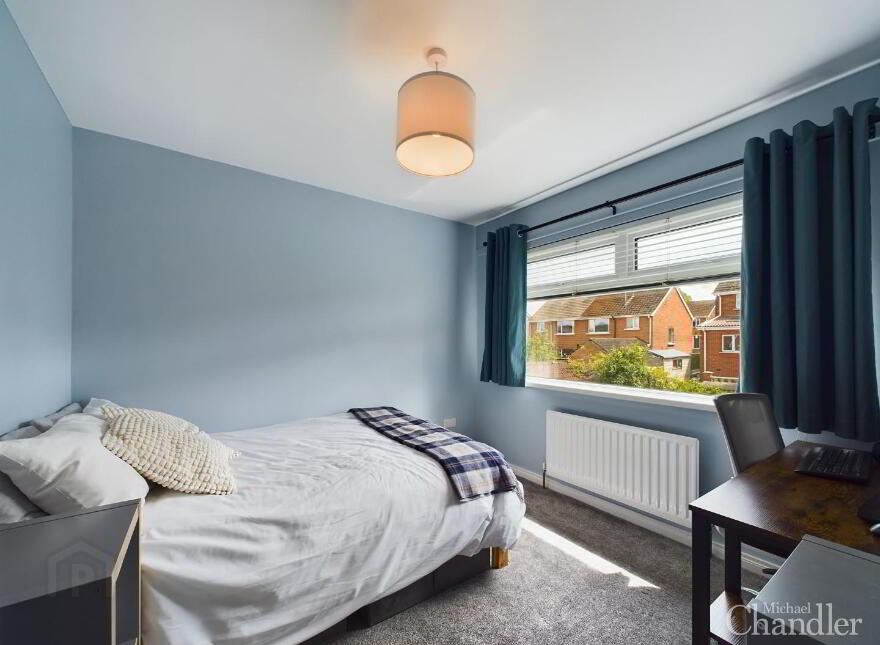 19 North Sperrin, Belfast, BT5 7HU