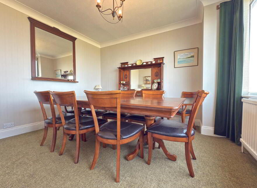 18 Ballyreagh Road, Portrush, BT56 8LR
