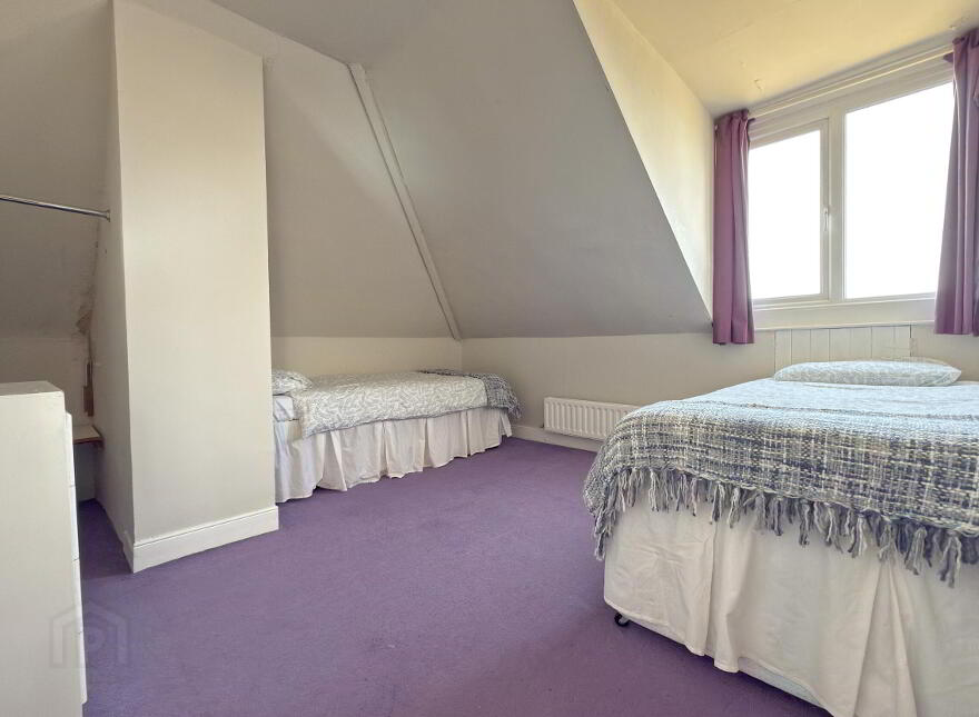 18 Ballyreagh Road, Portrush, BT56 8LR