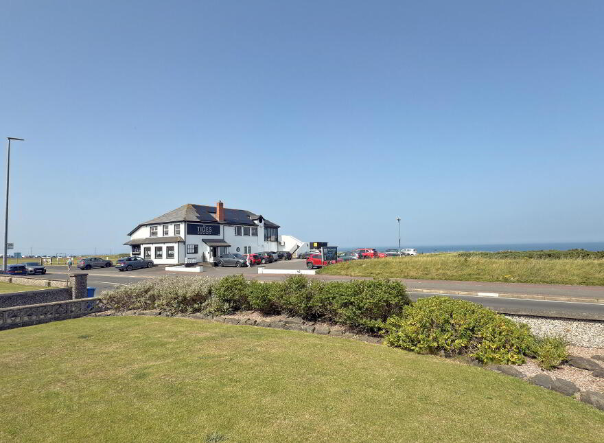 18 Ballyreagh Road, Portrush, BT56 8LR