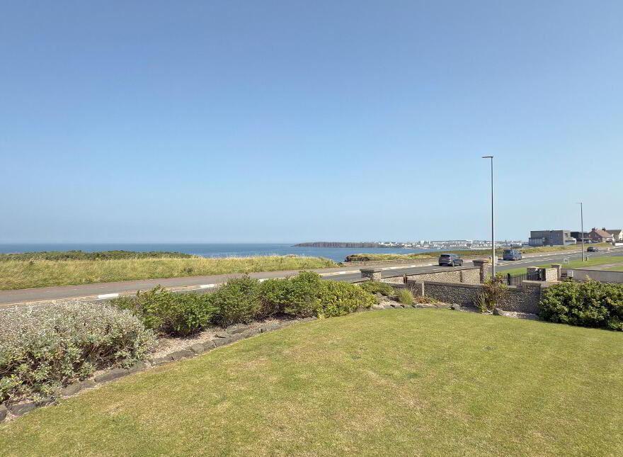 18 Ballyreagh Road, Portrush, BT56 8LR