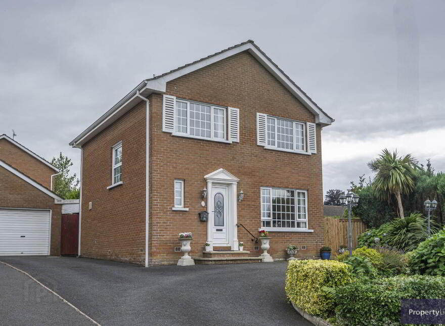 15 Woodford Drive, Armagh, BT60 2AY