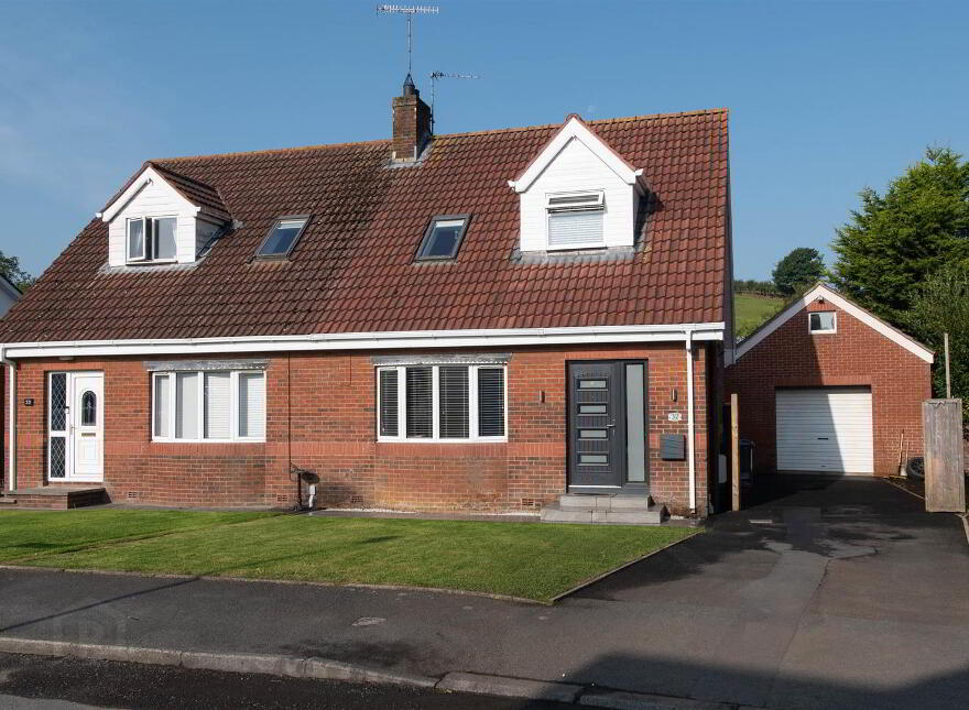 32 Ashburn, Ballynahinch, BT24 8DQ