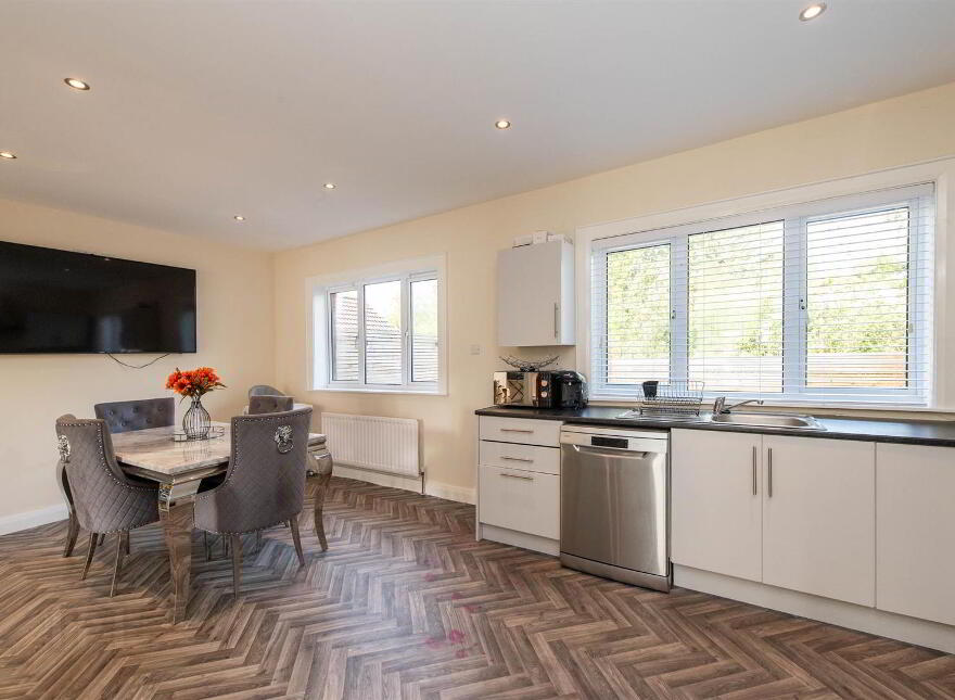 32 Ashburn, Ballynahinch, BT24 8DQ
