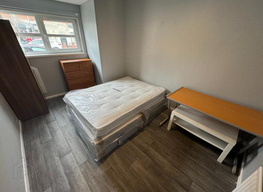 70 Agincourt Avenue, Belfast, BT7 1QB