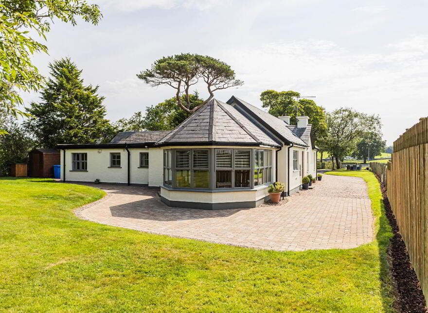 11 Moss Road, Drumalig, Lisburn, BT27 6YH
