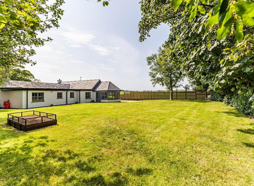 11 Moss Road, Drumalig, Lisburn, BT27 6YH