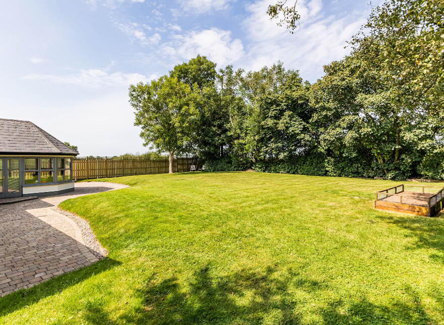 11 Moss Road, Drumalig, Lisburn, BT27 6YH