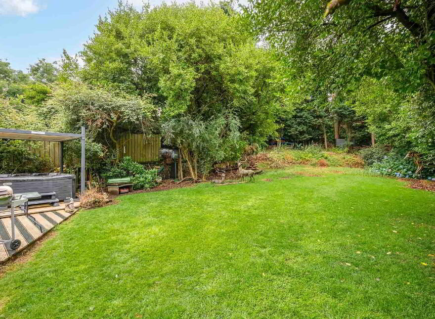2 Ballymullan Road, Crawfordsburn, Bangor, BT19 1JG