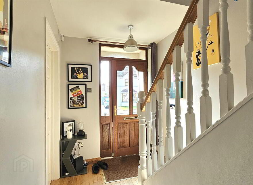 8 Bates Park, Greenisland, Carrickfergus, BT38 8LG