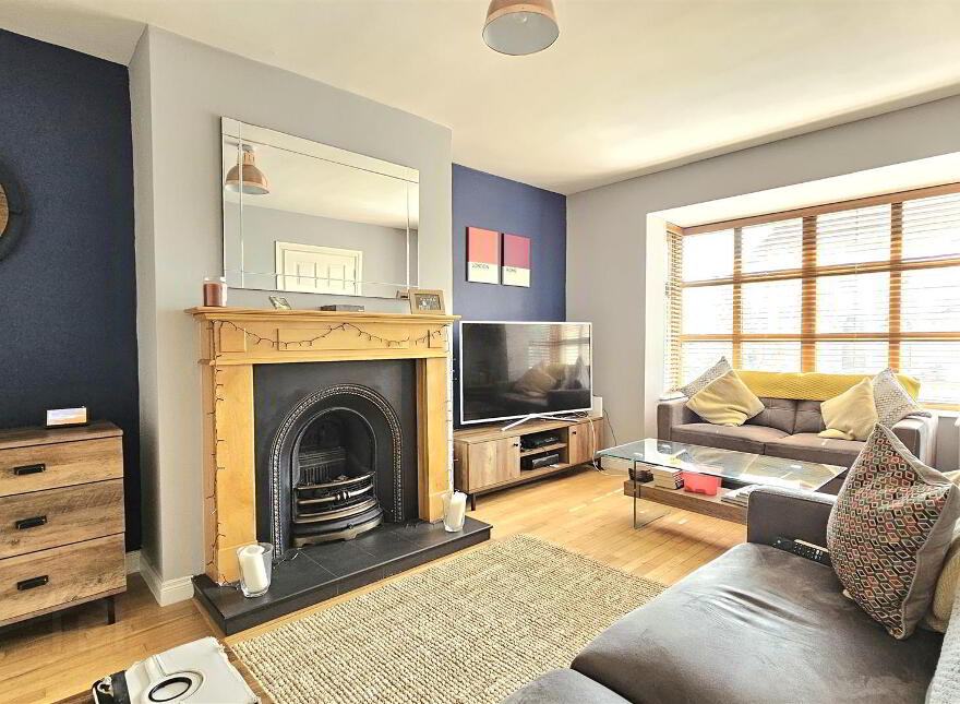 8 Bates Park, Greenisland, Carrickfergus, BT38 8LG