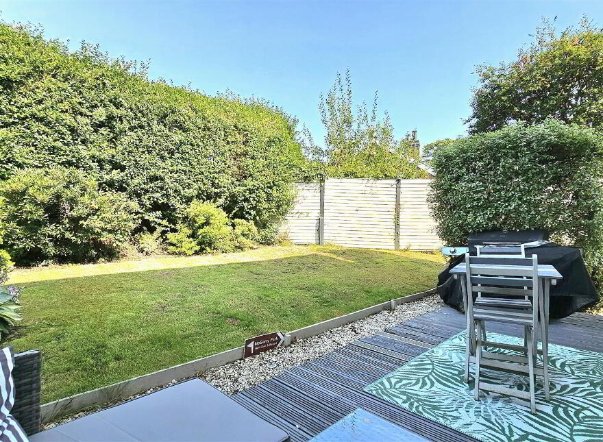 8 Bates Park, Greenisland, Carrickfergus, BT38 8LG