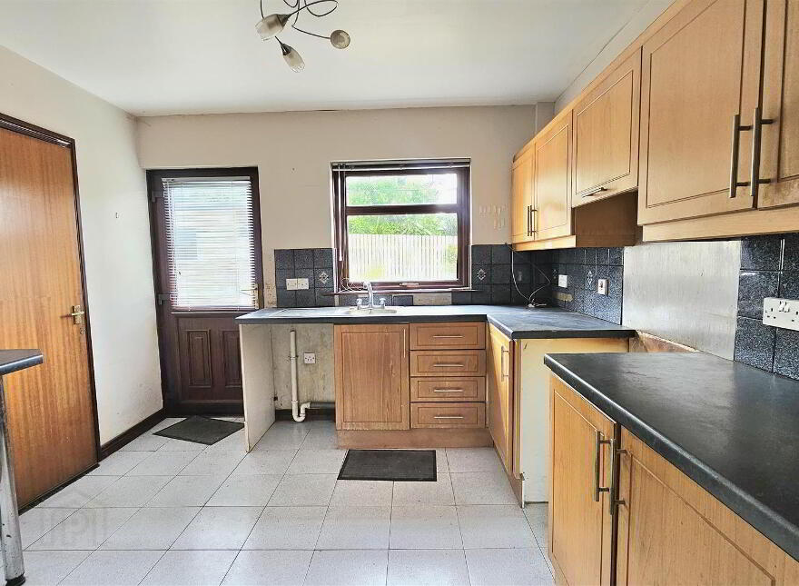 3 Windslow Grove, Carrickfergus, BT38 9BE