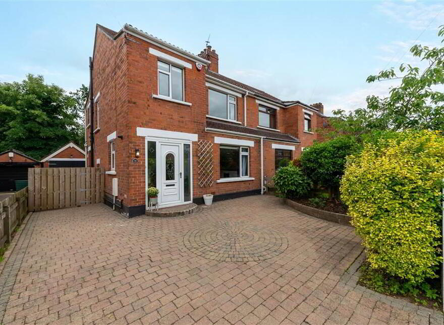 31 Ashton Park, Finaghy Road North, Belfast, BT10 0JQ