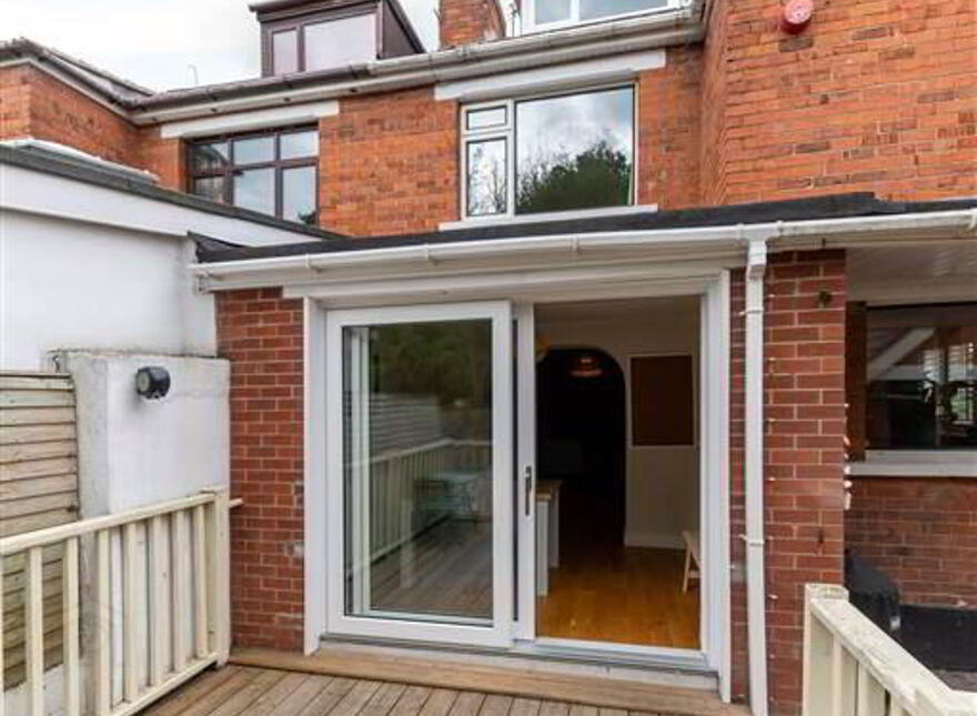 31 Ashton Park, Finaghy Road North, Belfast, BT10 0JQ