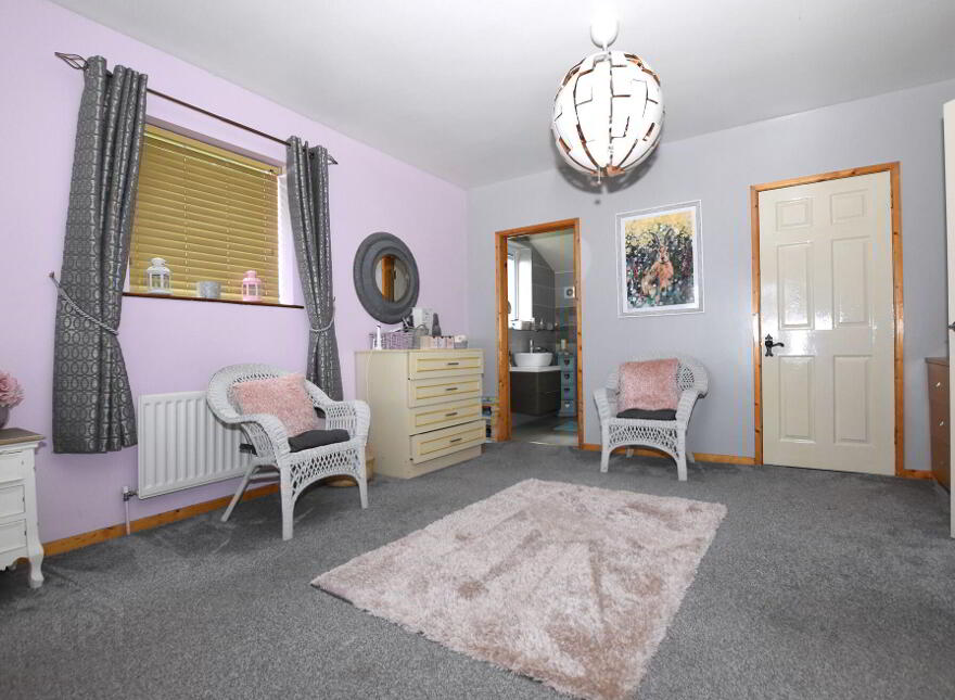 12 Arnold Grove, Lower Ballinderry, Antrim, BT28 2JL