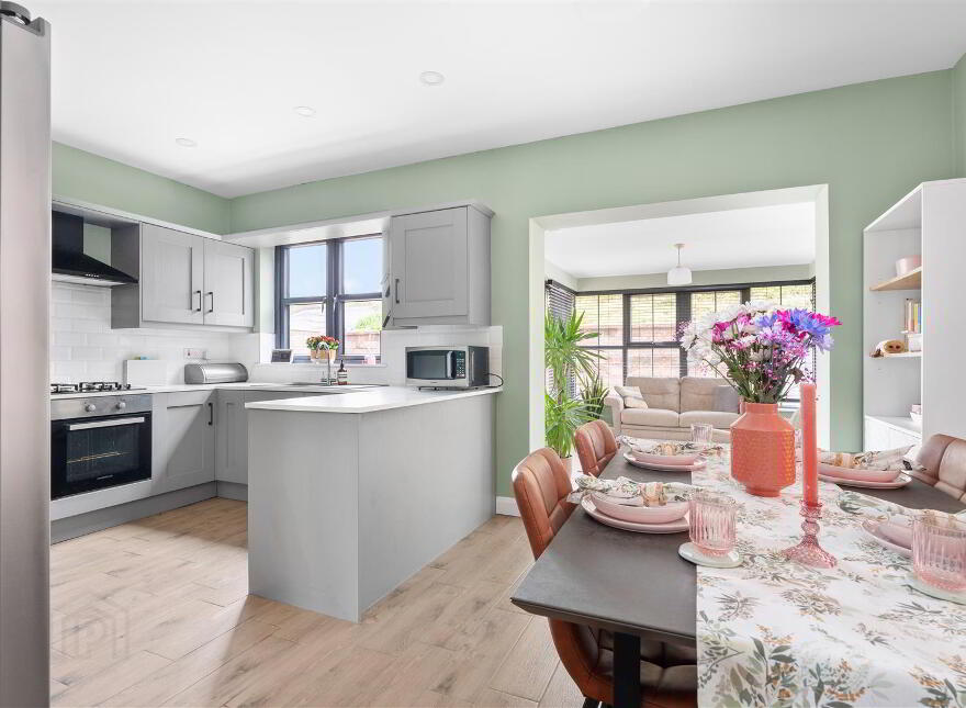 12 Kirbys Meadow, Antrim, BT41 1FP