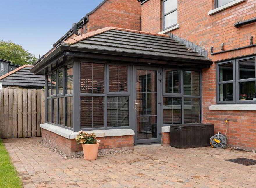 12 Kirbys Meadow, Antrim, BT41 1FP