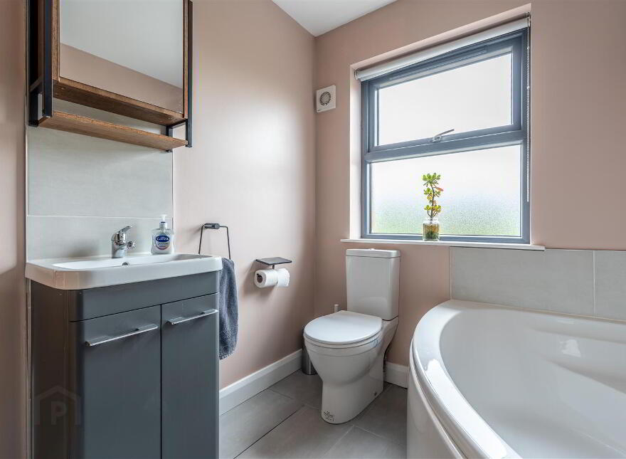 12 Kirbys Meadow, Antrim, BT41 1FP