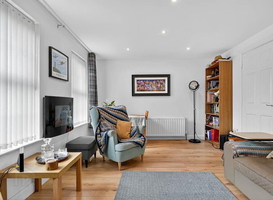 89b Leathem Square, Dundonald, Belfast, BT16 2QL