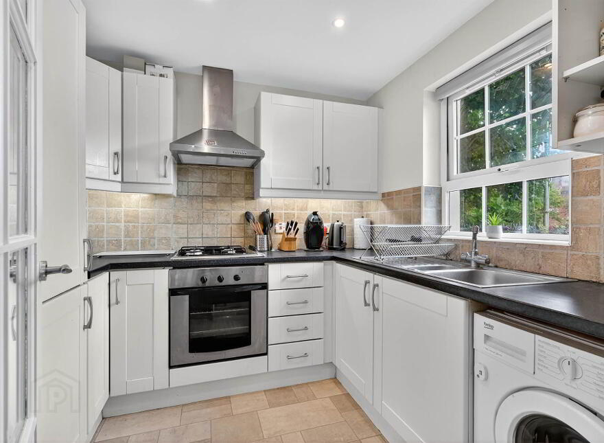 89b Leathem Square, Dundonald, Belfast, BT16 2QL