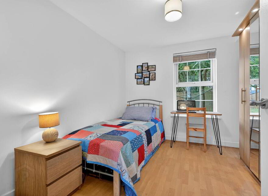 89b Leathem Square, Dundonald, Belfast, BT16 2QL