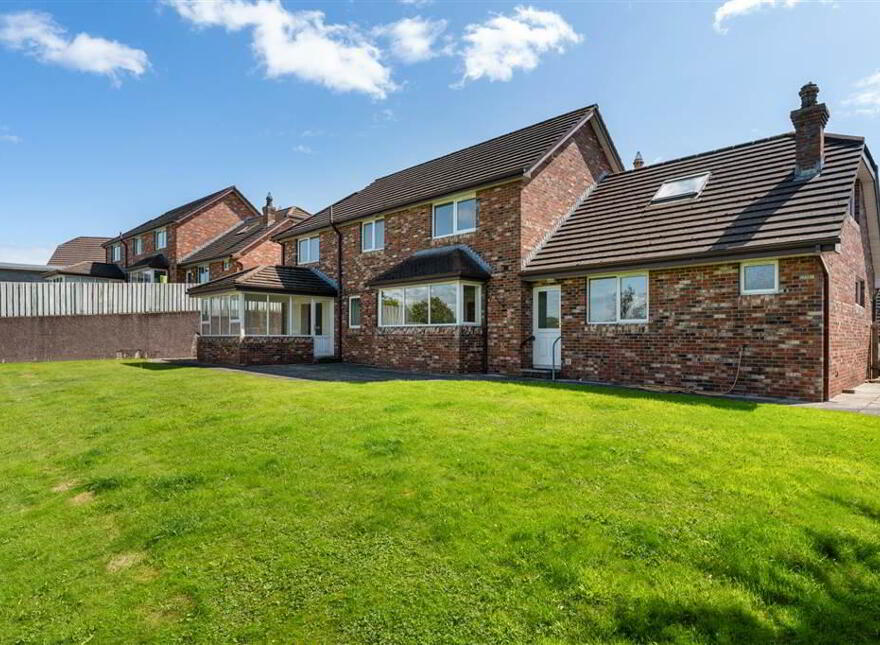 24 Manor Park, Comber, Newtownards, BT23 5FW