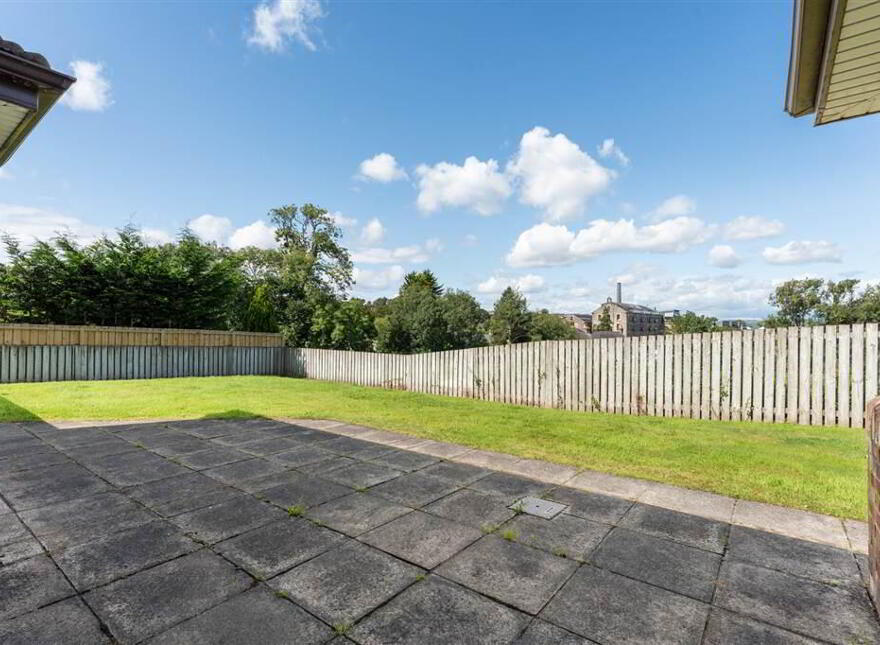 24 Manor Park, Comber, Newtownards, BT23 5FW