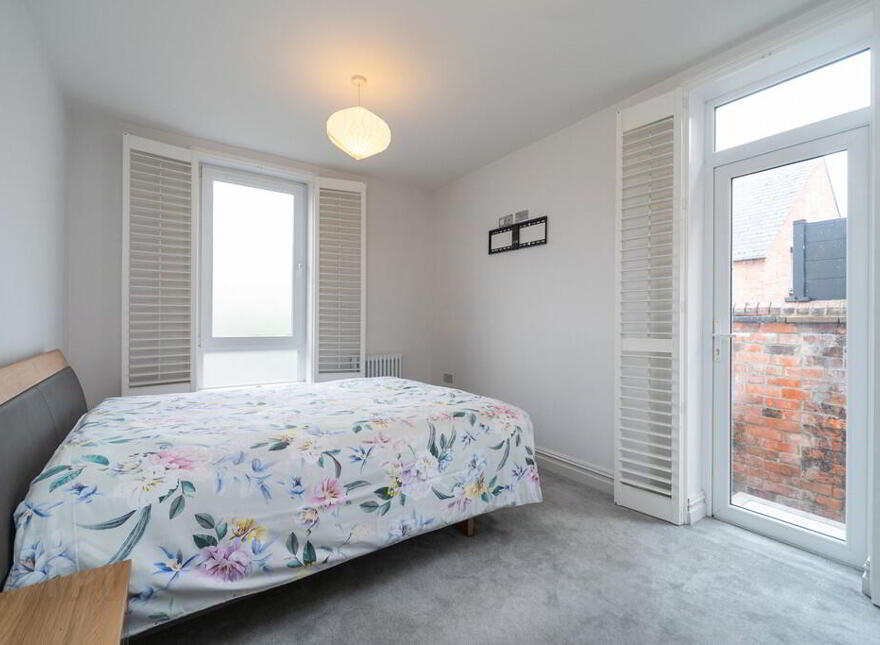 1 Portland House, 13 Wellington Park, Malone Road, Belfast, BT9 6DJ