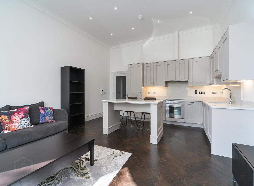 1 Portland House, 13 Wellington Park, Malone Road, Belfast, BT9 6DJ