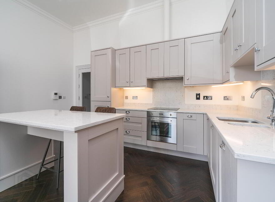 1 Portland House, 13 Wellington Park, Malone Road, Belfast, BT9 6DJ