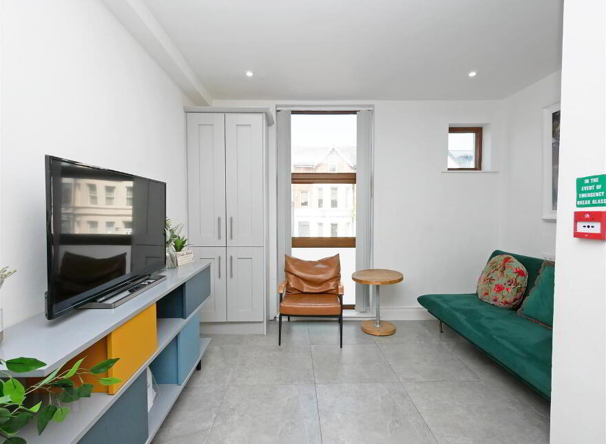 Apt 4, 167 University Street, Ormeau Road, Belfast, BT7 1HR