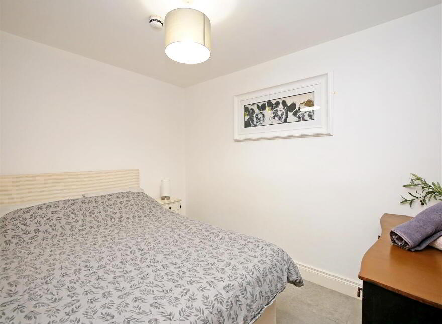 Apt 4, 167 University Street, Ormeau Road, Belfast, BT7 1HR