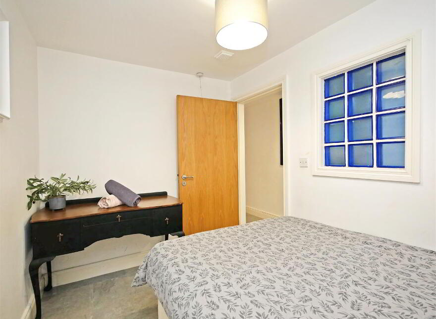 Apt 4, 167 University Street, Ormeau Road, Belfast, BT7 1HR