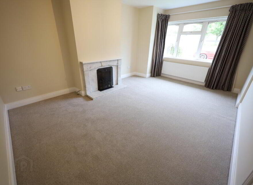 2 The Hollys, Bridgemount, Carrigaline, P43KF24