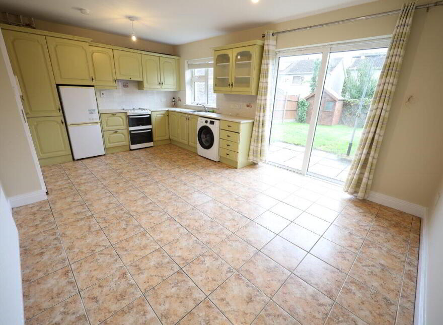 2 The Hollys, Bridgemount, Carrigaline, P43KF24