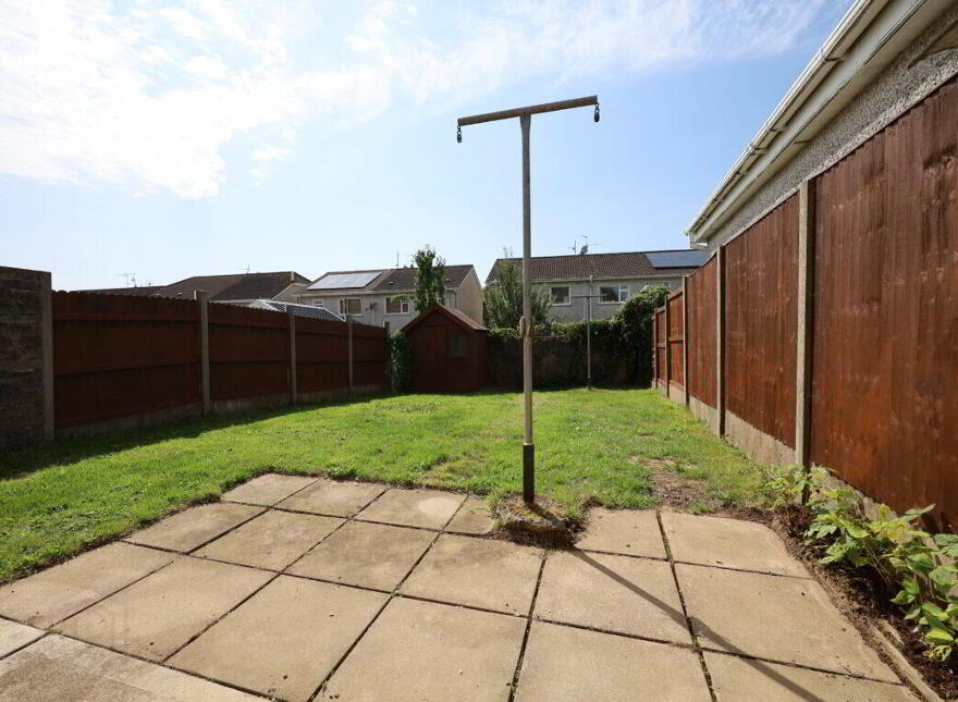 2 The Hollys, Bridgemount, Carrigaline, P43KF24