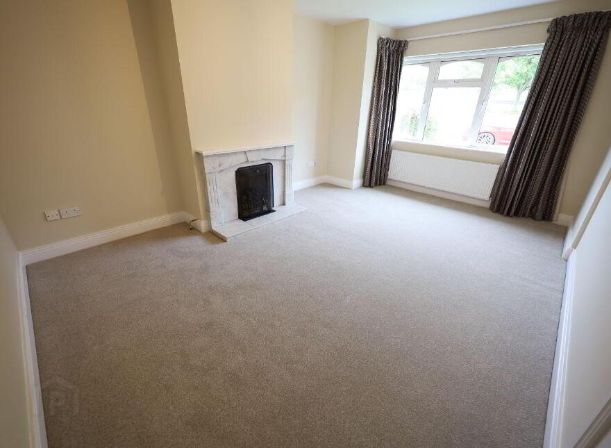 2 The Hollys, Bridgemount, Carrigaline, P43KF24