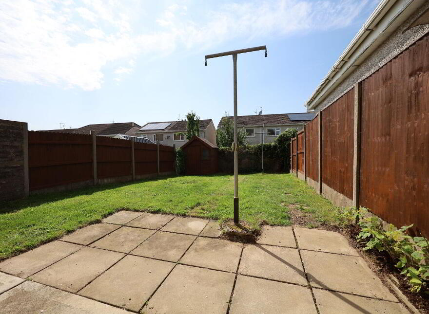 2 The Hollys, Bridgemount, Carrigaline, P43KF24