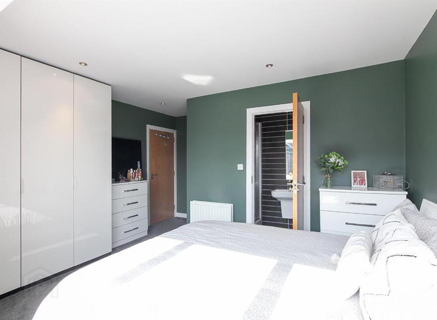 50 Rogan Wood, Newtownabbey, BT36 4BG