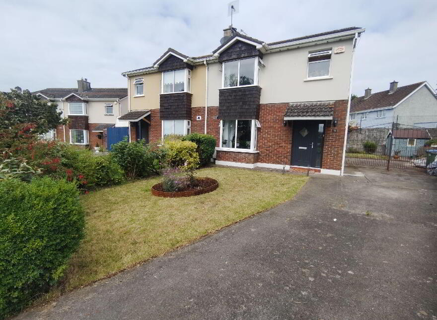 16 Ballysimon Crescent, Fairgreen Road, Garryowen