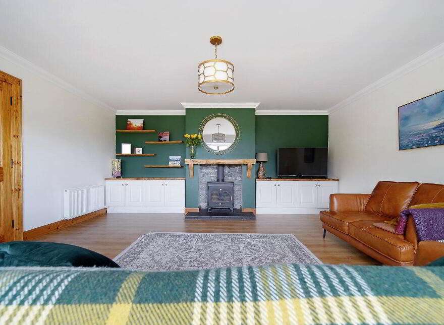 Ballinascall, Churchill, F92N2A2